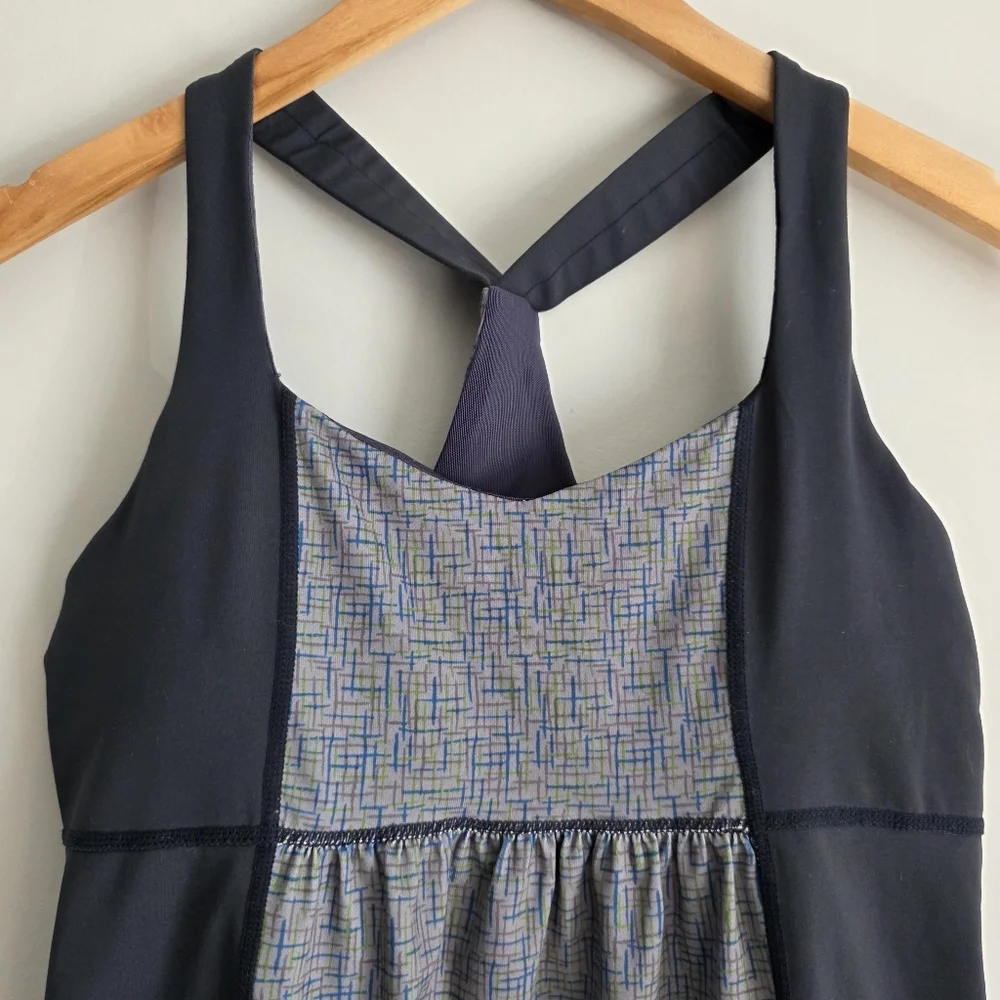 Athletic Athleisure Yoga Top Blue Grey Size Large - Picture 3 of 14